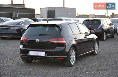 Хэтчбек Volkswagen e-Golf 2015 в 