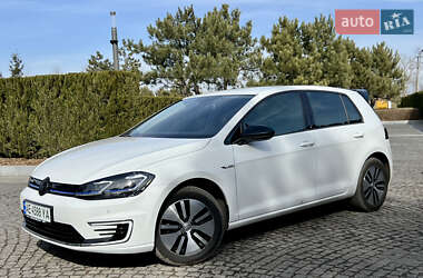 Хетчбек Volkswagen e-Golf 2020 в 