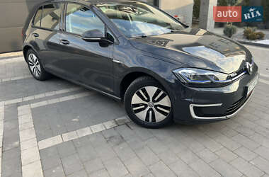 Хэтчбек Volkswagen e-Golf 2018 в Львове