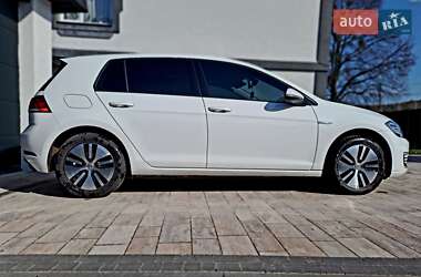 Хэтчбек Volkswagen e-Golf 2020 в 