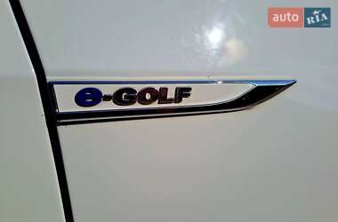 Хэтчбек Volkswagen e-Golf 2020 в 