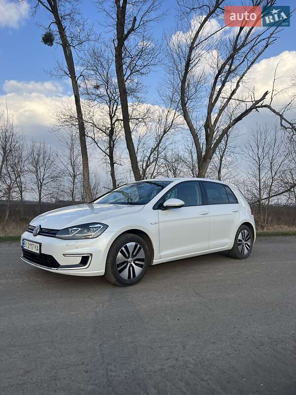 Хетчбек Volkswagen e-Golf 2017 в Полтаві