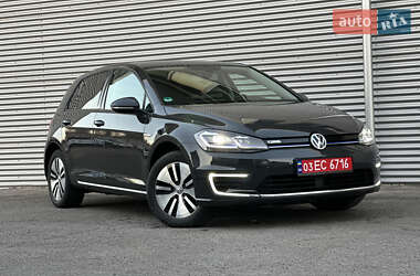 Хетчбек Volkswagen e-Golf 2020 в 