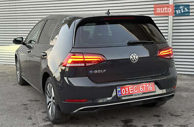 Хетчбек Volkswagen e-Golf 2020 в 