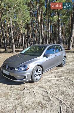 Volkswagen e-Golf 2015 Volkswagen e-Golf 2015