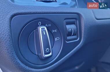 Хэтчбек Volkswagen e-Golf 2017 в 