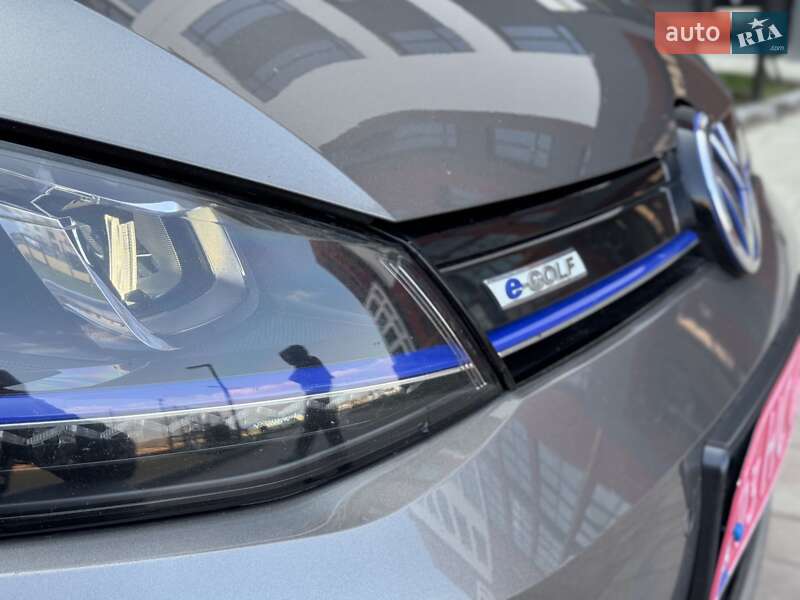 Хетчбек Volkswagen e-Golf 2015 в Луцьку