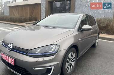 Volkswagen e-Golf 2016 Volkswagen e-Golf 2016