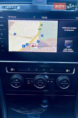 Хэтчбек Volkswagen e-Golf 2018 в 