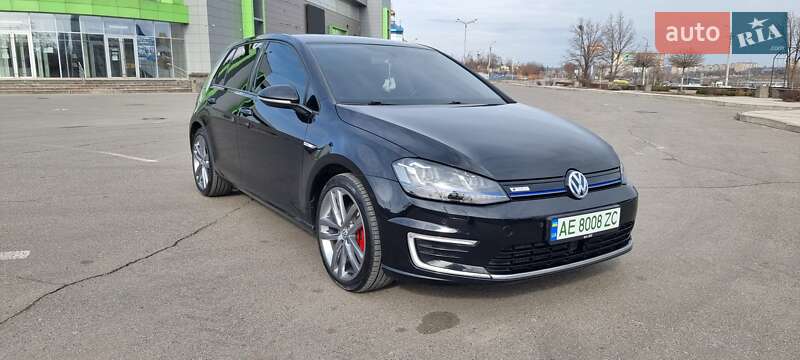 Хетчбек Volkswagen e-Golf 2015 в Кривому Розі