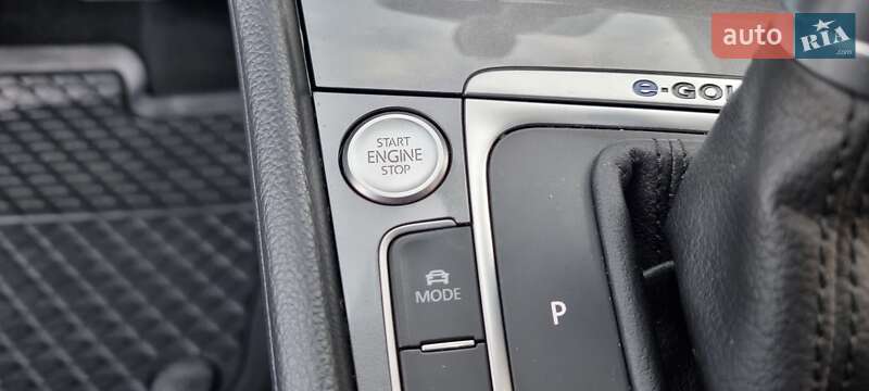 Хетчбек Volkswagen e-Golf 2015 в Кривому Розі