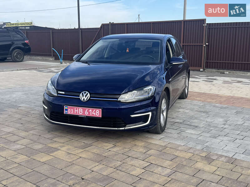 Хэтчбек Volkswagen e-Golf 2018 в Львове