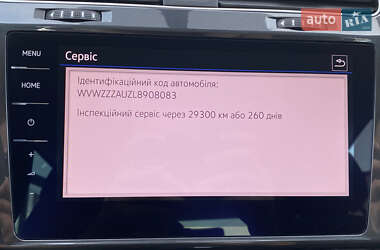 Хетчбек Volkswagen e-Golf 2020 в 