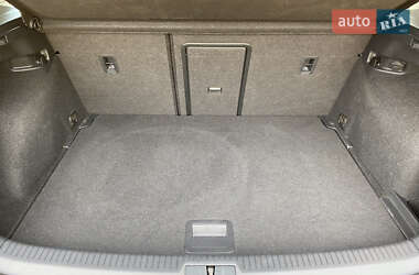 Хетчбек Volkswagen e-Golf 2020 в 