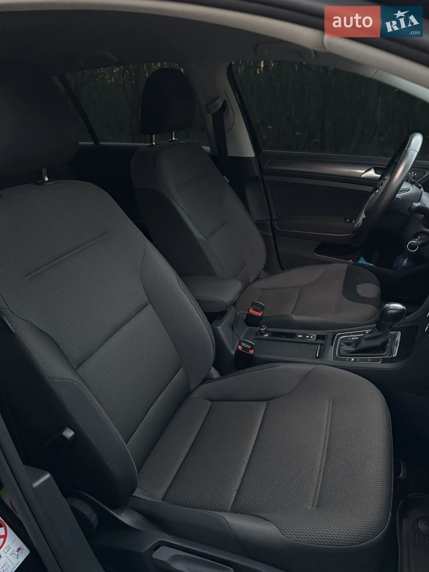2020 Volkswagen Golf - мініатюра 19