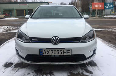 Volkswagen e-Golf 2016 Volkswagen e-Golf 2016