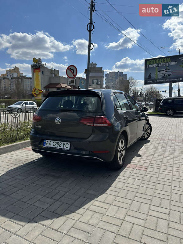 Хетчбек Volkswagen e-Golf 2017 в Києві