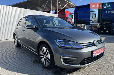 Хетчбек Volkswagen e-Golf 2019 в 