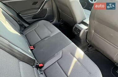 Хетчбек Volkswagen e-Golf 2019 в 