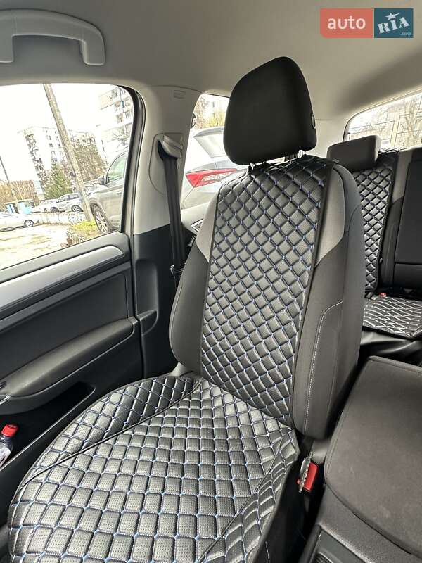 Хетчбек Volkswagen e-Golf 2016 в Світловодську