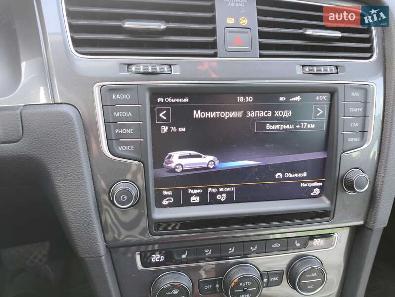 Хэтчбек Volkswagen e-Golf 2014 в Яворове