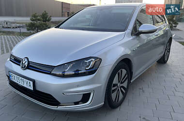Хетчбек Volkswagen e-Golf 2015 в 