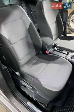 Хетчбек Volkswagen e-Golf 2015 в 