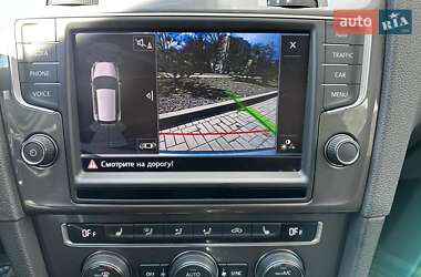 Хэтчбек Volkswagen e-Golf 2015 в 