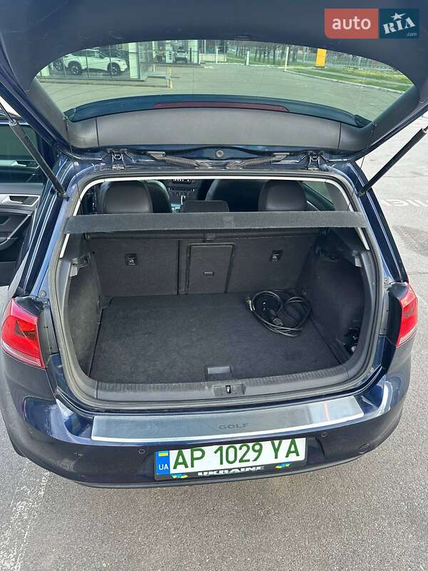 Хэтчбек Volkswagen e-Golf 2014 в Харькове фото 7 Хэтчбек Volkswagen e-Golf 2014 в Харькове