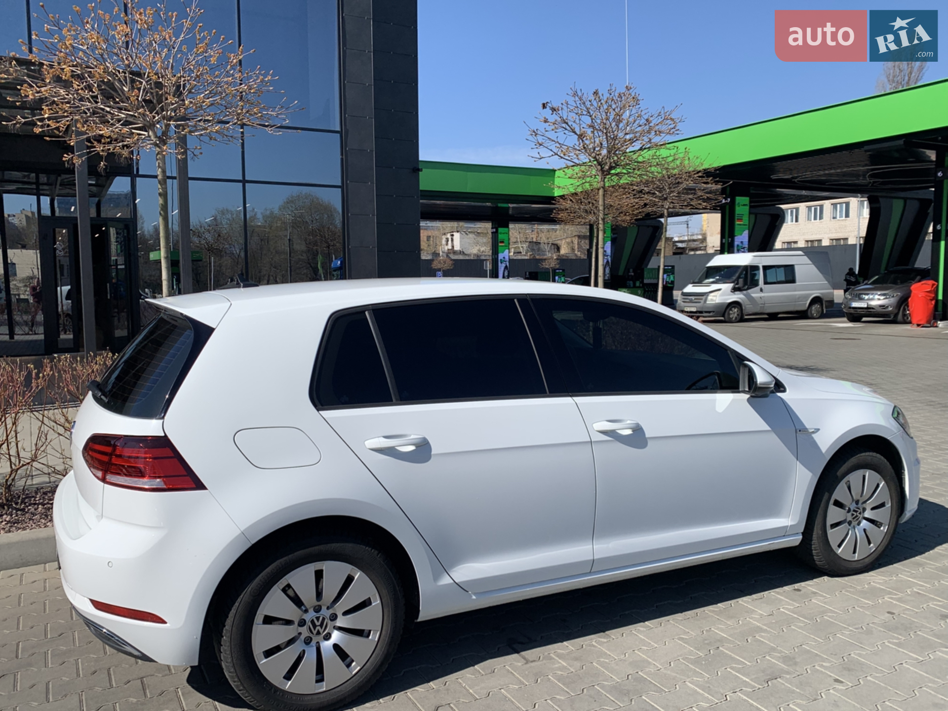 2020 Volkswagen Golf - мініатюра 2