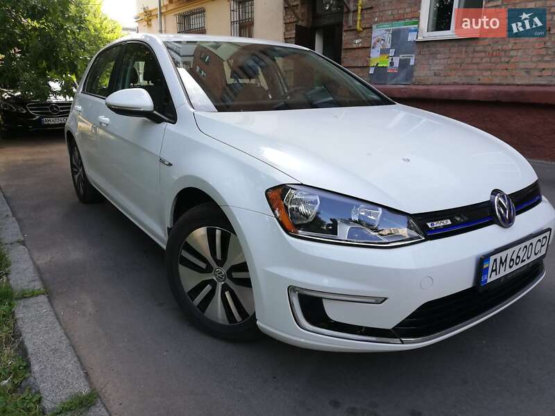 Volkswagen e-Golf 2016