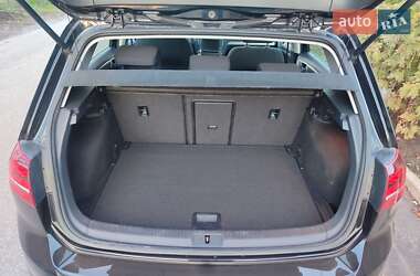 Хэтчбек Volkswagen e-Golf 2014 в 