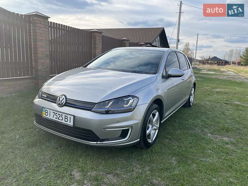 Volkswagen e-Golf 2014