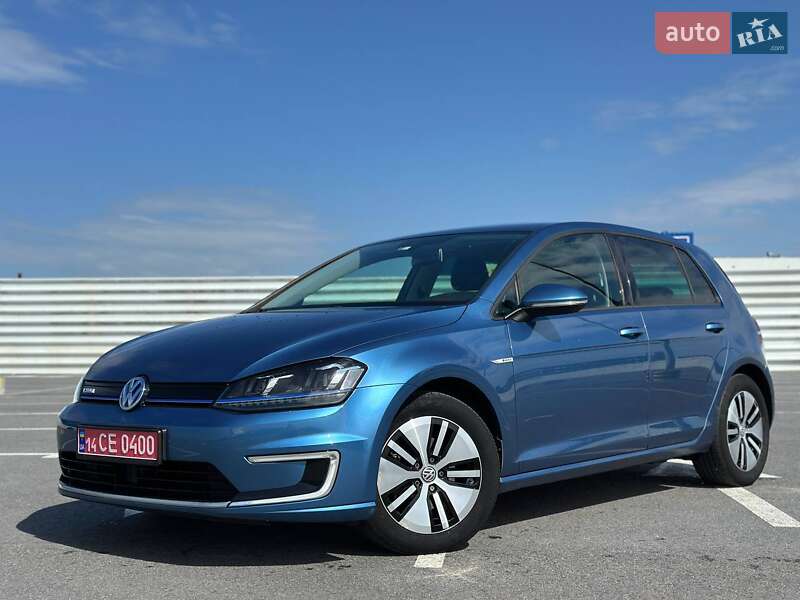 Volkswagen e-Golf 2015