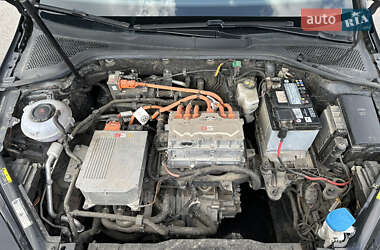 Хэтчбек Volkswagen e-Golf 2020 в 