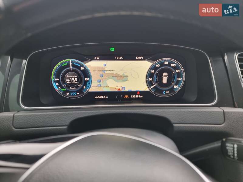 Хетчбек Volkswagen e-Golf 2018 в Мукачевому