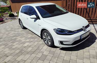 Хэтчбек Volkswagen e-Golf 2018 в Мукачево
