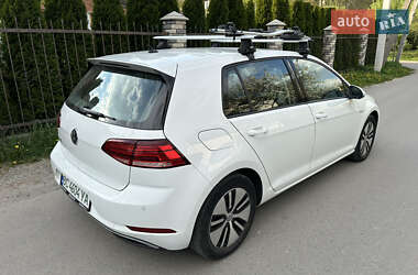 Хэтчбек Volkswagen e-Golf 2019 в 