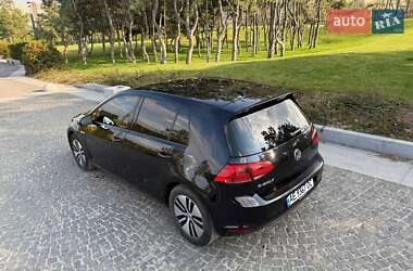 Хетчбек Volkswagen e-Golf 2016 в 