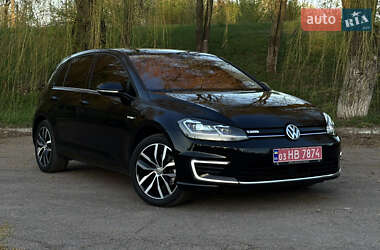 Volkswagen e-Golf 2020 Volkswagen e-Golf 2020