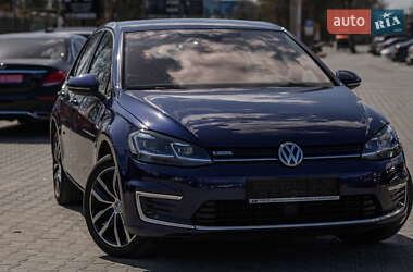 Хетчбек Volkswagen e-Golf 2019 в 