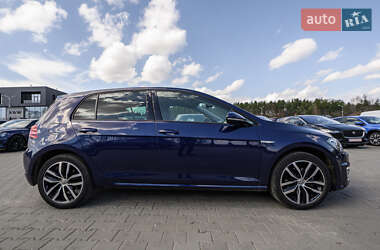 Хетчбек Volkswagen e-Golf 2019 в 