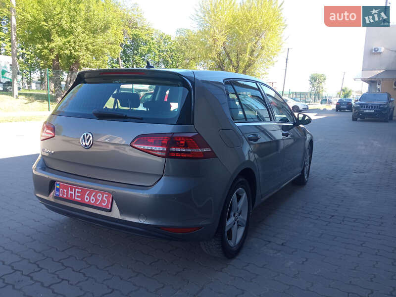 Хетчбек Volkswagen e-Golf 2014 в Радехові