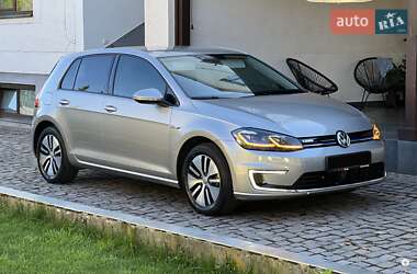 Хэтчбек Volkswagen e-Golf 2017 в 