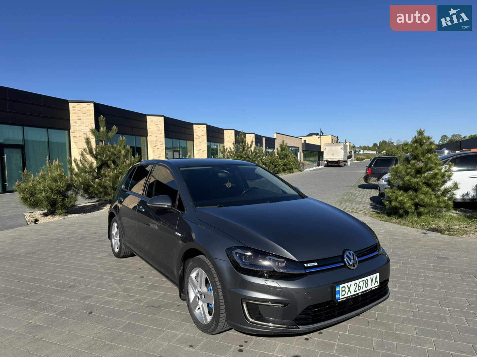 2017 Volkswagen Golf - фото 1