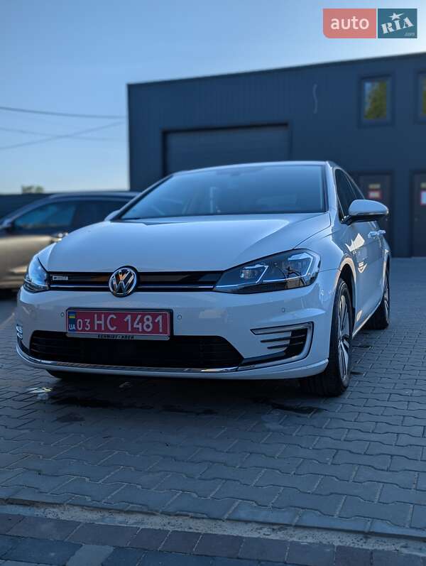 Хэтчбек Volkswagen e-Golf 2020 в Луцке