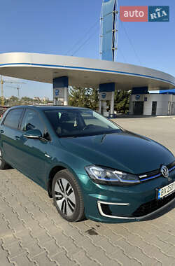 Volkswagen e-Golf 2017