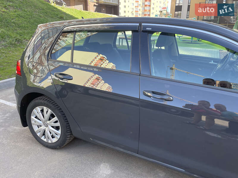 Хэтчбек Volkswagen e-Golf 2020 в Хмельницком