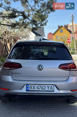 Хетчбек Volkswagen e-Golf 2019 в 