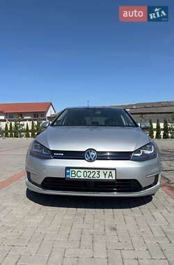 Хэтчбек Volkswagen e-Golf 2014 в 